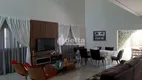 Foto 3 de Casa com 3 Quartos para alugar, 312m² em Jardim Karaíba, Uberlândia