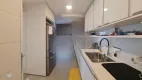 Foto 6 de Apartamento com 4 Quartos à venda, 225m² em Itaim Bibi, São Paulo