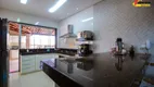 Foto 3 de Casa com 4 Quartos à venda, 276m² em Santa Tereza, Divinópolis