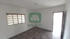 Foto 13 de Casa com 3 Quartos para alugar, 130m² em Jardim Patrícia, Uberlândia