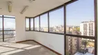 Foto 4 de Sala Comercial para alugar, 51m² em Três Figueiras, Porto Alegre