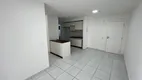 Foto 4 de Apartamento com 3 Quartos para alugar, 77m² em Calhau, São Luís