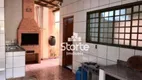 Foto 2 de Casa com 4 Quartos à venda, 250m² em Santa Mônica, Uberlândia