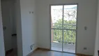 Foto 2 de Apartamento com 2 Quartos para alugar, 45m² em Jardim Araruama, Cotia