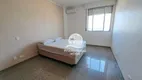 Foto 16 de Apartamento com 4 Quartos para venda ou aluguel, 174m² em Pitangueiras, Guarujá