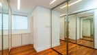 Foto 18 de Apartamento com 3 Quartos à venda, 213m² em Batel, Curitiba