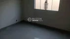 Foto 2 de Casa com 2 Quartos à venda, 60m² em Loteamento Monte Hebron, Uberlândia