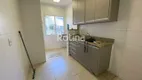Foto 3 de Apartamento com 3 Quartos para alugar, 77m² em Laranjeiras, Uberlândia