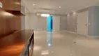 Foto 4 de Apartamento com 3 Quartos à venda, 220m² em Campo Belo, São Paulo