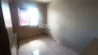 Foto 14 de Apartamento com 3 Quartos para alugar, 77m² em Alto Umuarama, Uberlândia