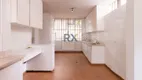 Foto 11 de Sobrado com 3 Quartos à venda, 300m² em Pacaembu, São Paulo