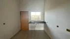 Foto 3 de Casa com 3 Quartos à venda, 81m² em Olimpico, Londrina