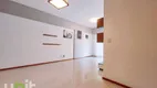 Foto 3 de Apartamento com 3 Quartos à venda, 120m² em Camboinhas, Niterói