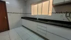 Foto 3 de Casa com 4 Quartos à venda, 160m² em Estuario, Santos