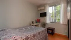Foto 12 de Apartamento com 3 Quartos à venda, 75m² em Medianeira, Porto Alegre