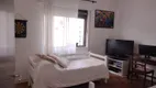Foto 9 de Apartamento com 3 Quartos à venda, 210m² em Higienópolis, São Paulo