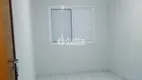 Foto 4 de Apartamento com 2 Quartos à venda, 58m² em Carajas, Uberlândia