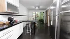 Foto 11 de Sobrado com 3 Quartos à venda, 400m² em Vila Rosalia, Guarulhos