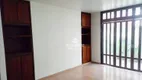 Foto 2 de Casa com 5 Quartos à venda, 242m² em Tabajaras, Uberlândia