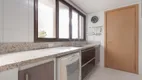 Foto 5 de Apartamento com 3 Quartos à venda, 143m² em Petrópolis, Porto Alegre