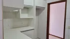 Foto 11 de Apartamento com 3 Quartos para alugar, 170m² em Vila Ipiranga, Londrina