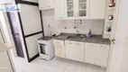Foto 6 de Apartamento com 3 Quartos à venda, 94m² em Praia das Pitangueiras, Guarujá