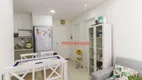 Foto 4 de Apartamento com 2 Quartos à venda, 38m² em Água Rasa, São Paulo