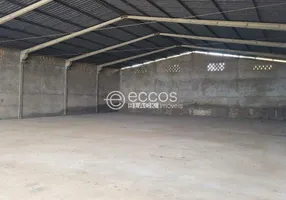 Foto 1 de Galpão/Depósito/Armazém à venda, 800m² em Nossa Senhora das Graças, Uberlândia