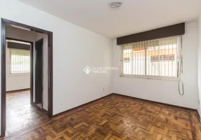 Foto 1 de Apartamento com 1 Quarto para alugar, 57m² em Teresópolis, Porto Alegre
