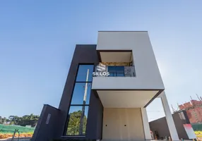 Foto 1 de Casa de Condomínio com 3 Quartos à venda, 136m² em Santa Cândida, Curitiba