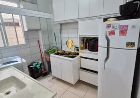 Foto 1 de Apartamento com 2 Quartos à venda, 44m² em Jardim Cerejeiras, São José dos Campos