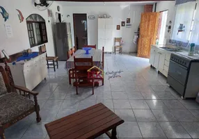 Foto 1 de Casa com 2 Quartos à venda, 90m² em Rio Do Ouro, Caraguatatuba