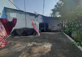 Foto 1 de Casa com 2 Quartos à venda, 190m² em Jardim D'abril, Osasco