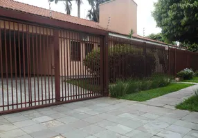 Foto 1 de Casa com 4 Quartos à venda, 328m² em Vila Gomes, Campo Grande