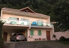 Foto 1 de Casa com 3 Quartos à venda, 204m² em Cônego, Nova Friburgo