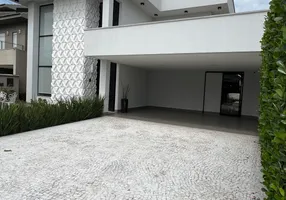 Foto 1 de Casa de Condomínio com 3 Quartos à venda, 237m² em Jardins Lisboa, Goiânia