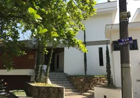Foto 1 de Sobrado com 4 Quartos para venda ou aluguel, 550m² em Jardim São Caetano, São Caetano do Sul