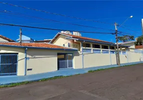 Foto 1 de Casa com 3 Quartos à venda, 226m² em Jardim Bom Pastor, Botucatu