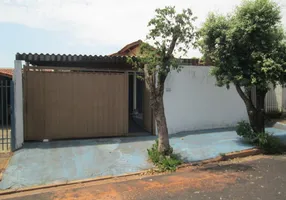 Foto 1 de Casa com 2 Quartos à venda, 70m² em Conjunto Habitacional São Deocleciano, São José do Rio Preto