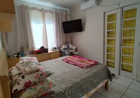 Foto 1 de Casa com 5 Quartos à venda, 112m² em Areias, São José