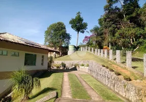 Foto 1 de Casa de Condomínio com 4 Quartos à venda, 400m² em Itaipava, Petrópolis