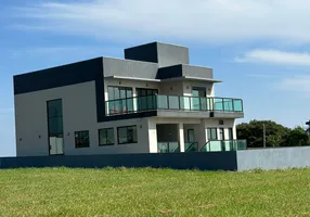 Foto 1 de Casa de Condomínio com 2 Quartos à venda, 400m² em Condomínio Riviera de Santa Cristina XIII, Paranapanema