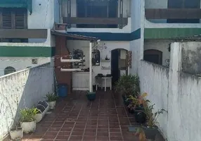 Foto 1 de Sobrado com 2 Quartos à venda, 131m² em Vila dos Andradas, São Paulo