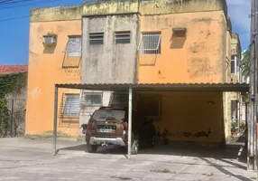 Foto 1 de Apartamento com 4 Quartos à venda, 112m² em Candeias, Jaboatão dos Guararapes