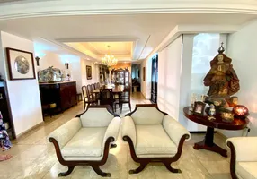 Foto 1 de Apartamento com 4 Quartos à venda, 335m² em Poço, Recife