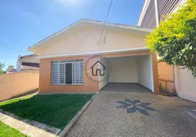 Foto 1 de Casa com 4 Quartos para alugar, 206m² em Vila Nova Valinhos, Valinhos