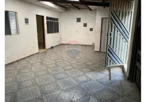 Foto 1 de Casa com 2 Quartos para alugar, 125m² em Tanque Caio, Ribeirão Pires