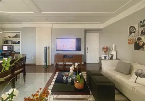 Foto 1 de Casa com 4 Quartos à venda, 135m² em Barreiros, São José