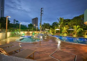 Foto 1 de Apartamento com 4 Quartos à venda, 135m² em Centro, Recife