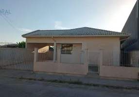 Foto 1 de Casa com 3 Quartos para alugar, 120m² em Aririu, Palhoça